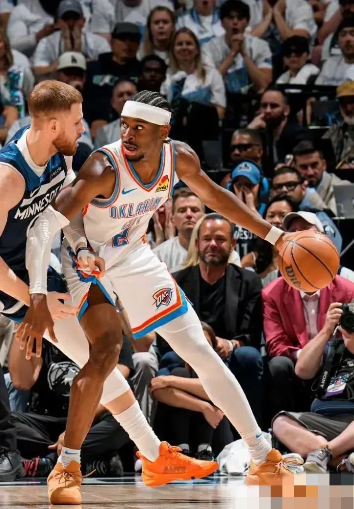 九游娱乐备用 - 窗口期突围战来临；俄克拉荷马雷霆围绕NBA季后赛止住颓势；压力陡增；年轻球员得到机会